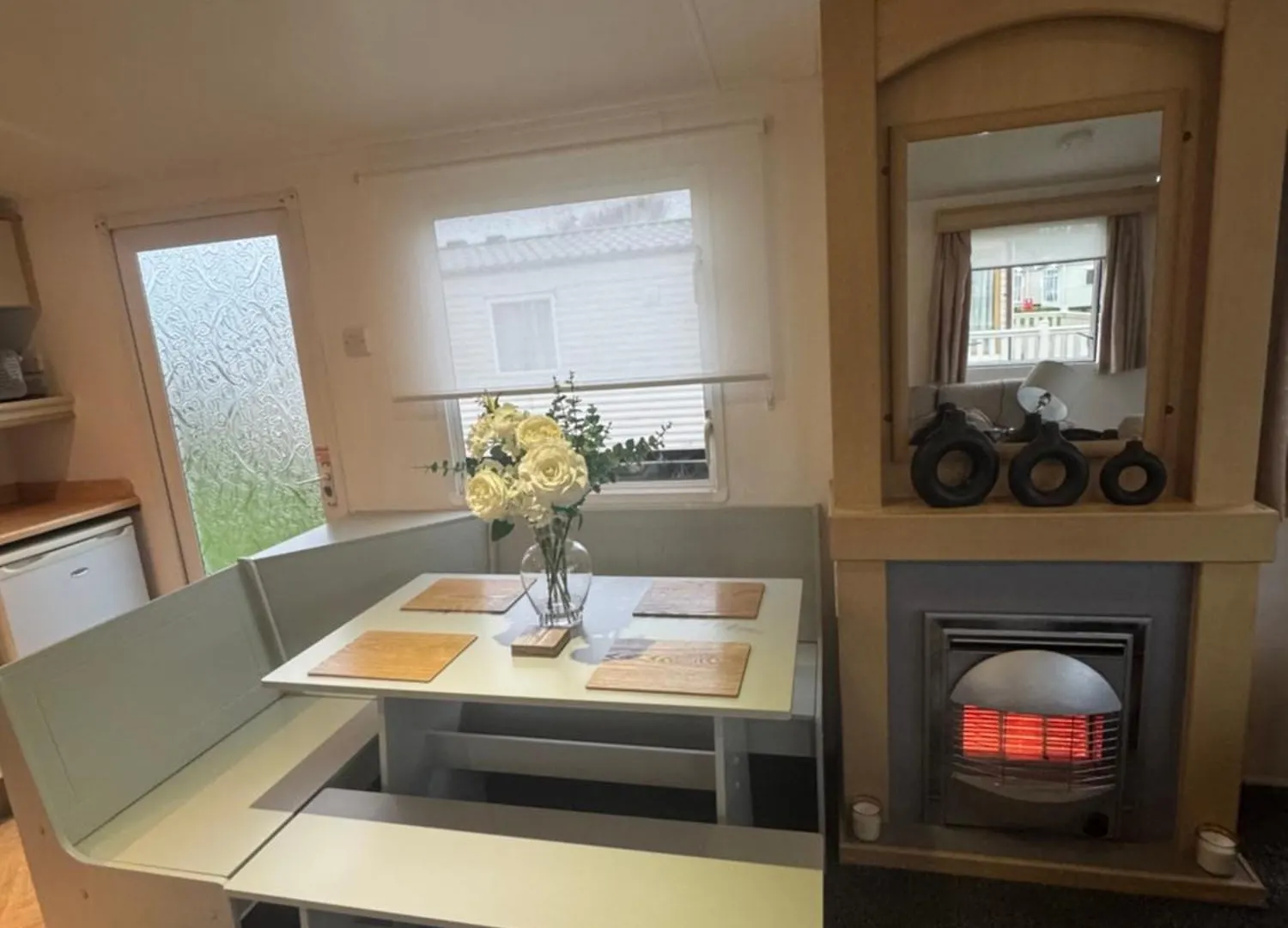 Skipsea Sands Caravan Hire 8 Berth Wifi Air Conditioning Ulrome Village de vacances